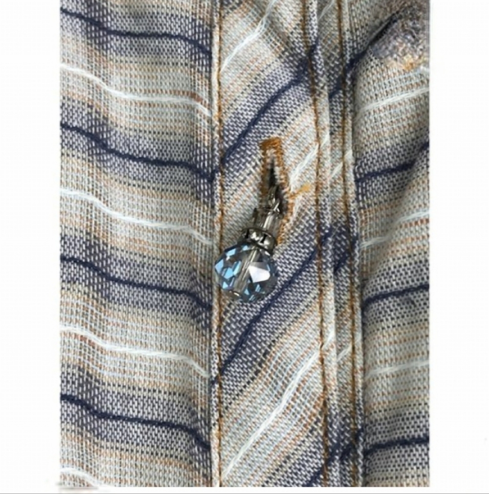 Beautiful Embroidered Button Down Shift Dress - image 6